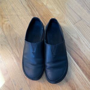 Merrell Women’s Black Leather Slip-ons